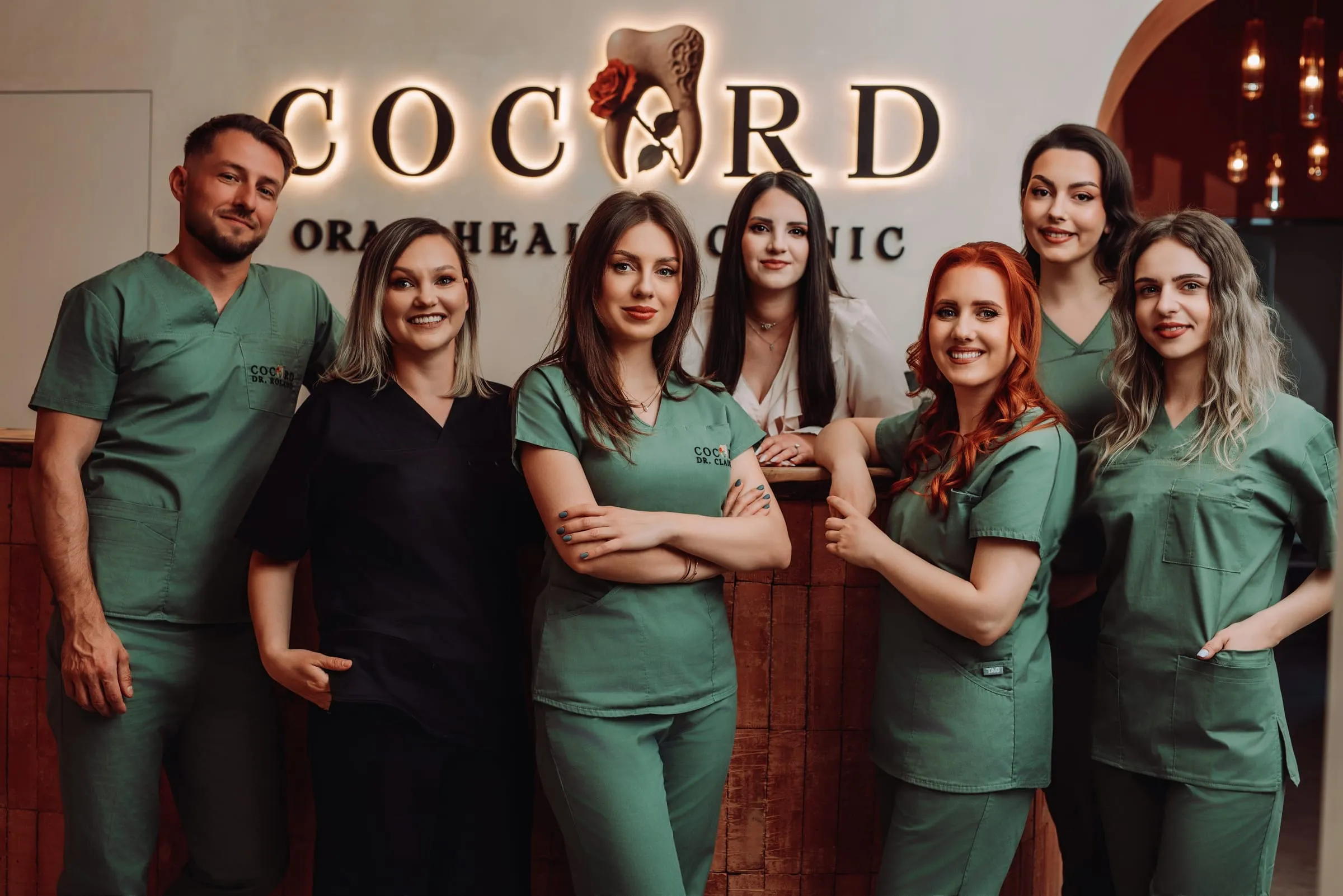 Echipa Cocard Oral Health Clinic, la recepția clinicii din Timișoara